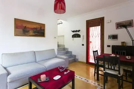Apartment Housemilia - Royal Palace Palermo